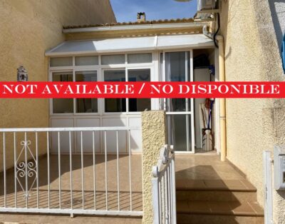 LJ00111 – A lovely cozy modernized  “Evita” style property offering 1 bedroom and 1 bathroom